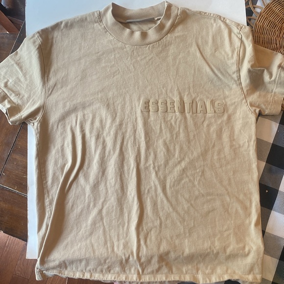 Fear of God Essentials Sand Tee Small - Picture 5 of 5